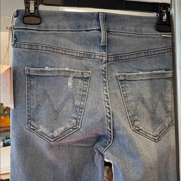 NWT Mother The Looker Step Ankle Fray Jeans – Wash: Despite Differences Size 25 - Picture 4 of 11